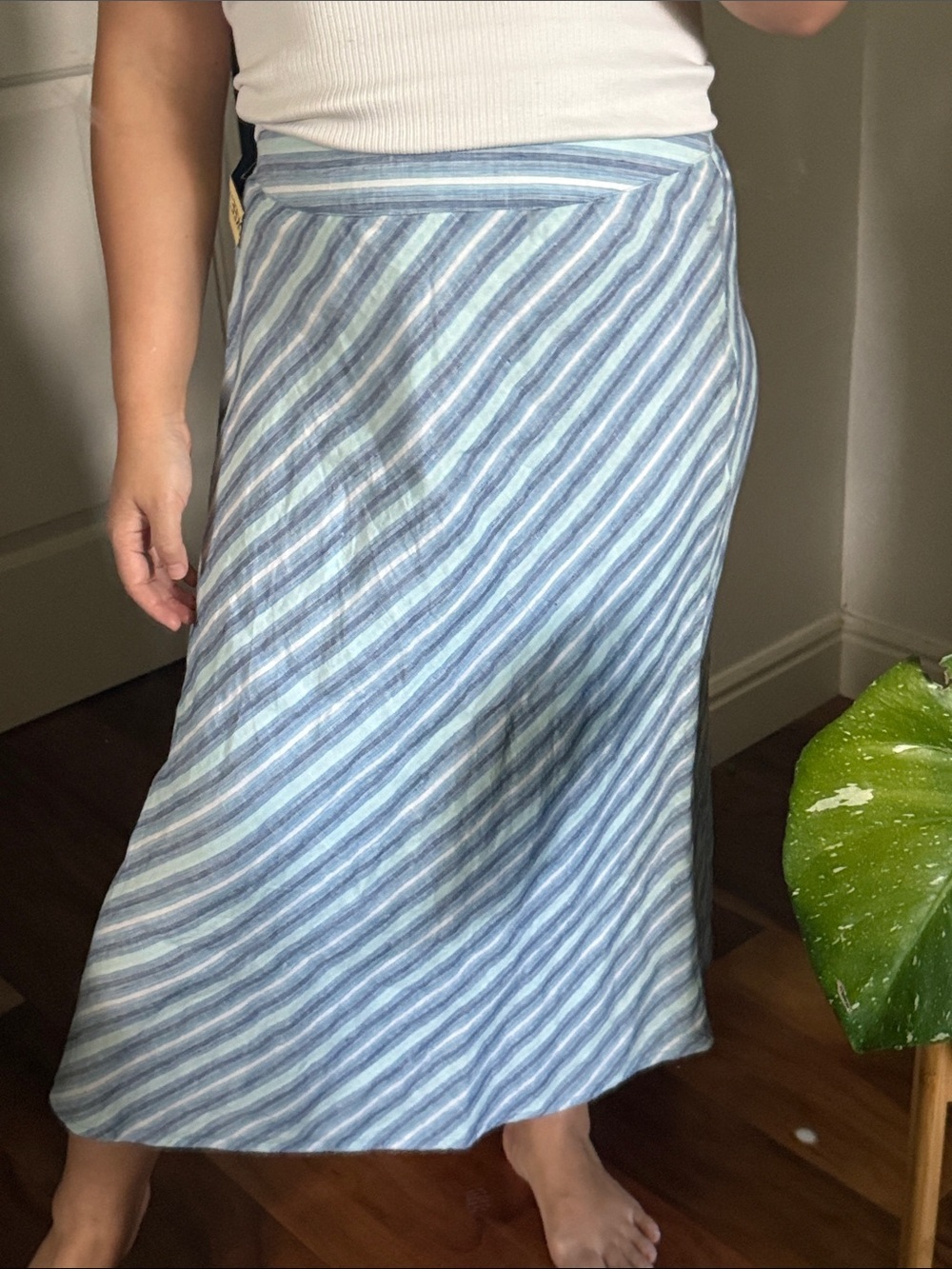 Vintage Cherokee 100% linen Midi Striped Dress. Size 4 run big
